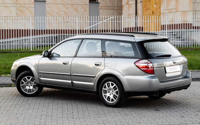 Subaru Outback cena 29900 przebieg: 183000, rok produkcji 2007 z Radom małe 704
